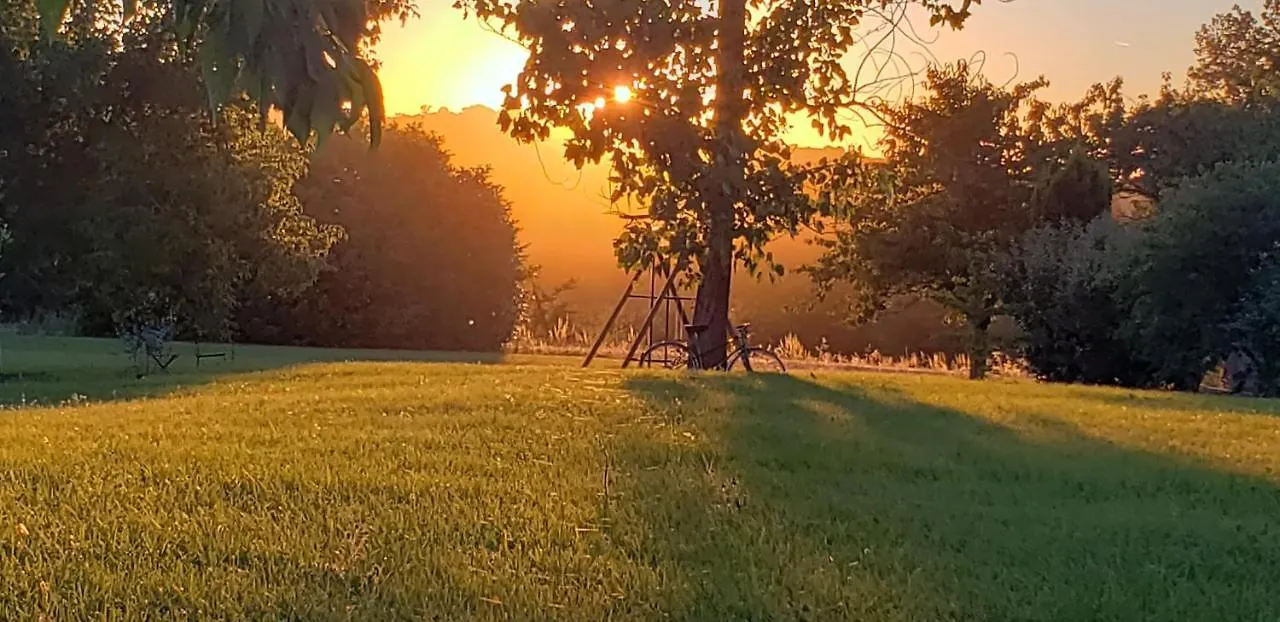 B&B La Ferme De Loubens ベッド・アンド・ブレックファスト Loubens-Lauragais